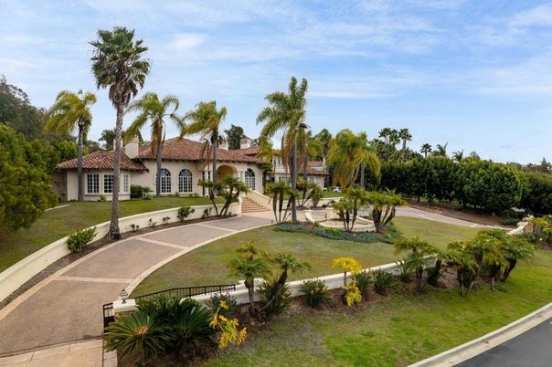 Backyard, Exterior, Facade, Mediterranean