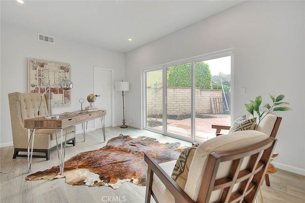 Home Office, Interior, Recessed Lighting, Wood Texture Flooring