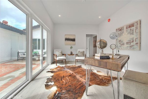 Home Office, Interior, Recessed Lighting, Wood Texture Flooring