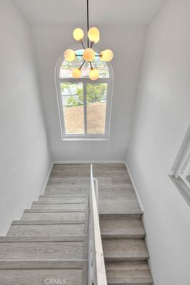 Interior, Pendant Lights, Wood Texture Flooring