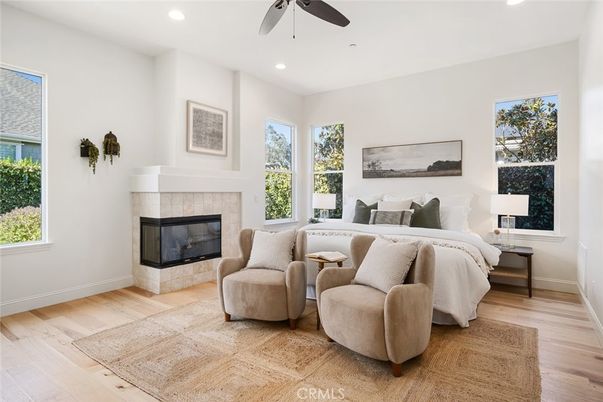 Bedroom, Fireplace, Interior, Recessed Lighting, Wood Texture Flooring