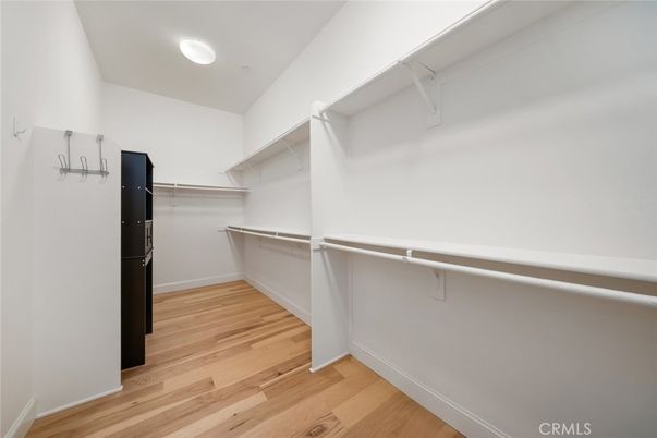 Interior, Recessed Lighting, Walk-in Closets, Wood Texture Flooring