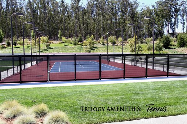 Exterior, Tennis Courts