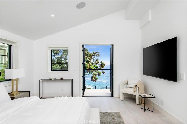 Bedroom, Interior, Recessed Lighting, Water, Wood Texture Flooring