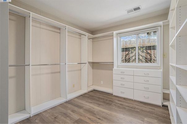 Interior, Walk-in Closets, Wood Texture Flooring