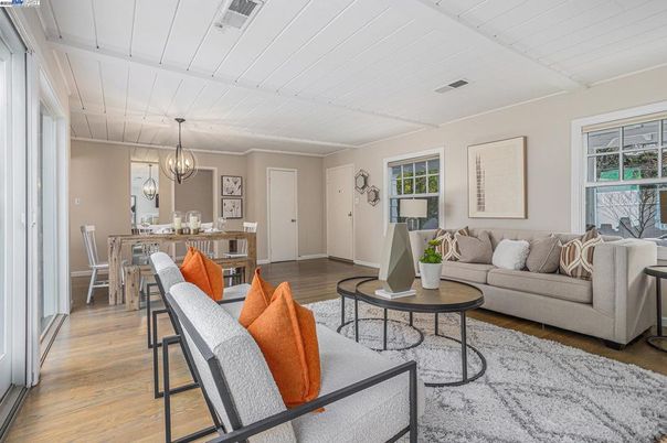 Chandelier, Dining room, Interior, Living room, Wood Texture Flooring