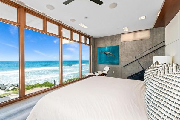 Bedroom, Interior, Recessed Lighting, Water