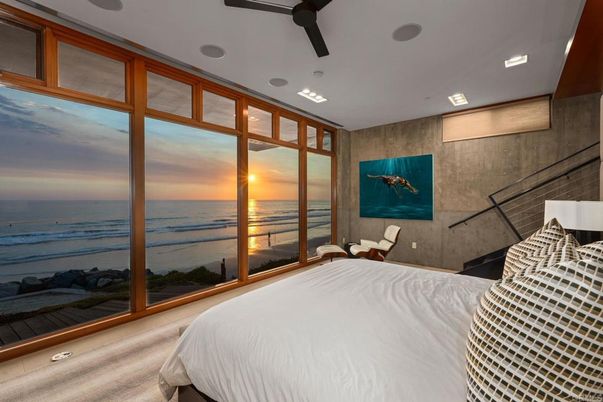 Bedroom, Interior, Recessed Lighting, Water