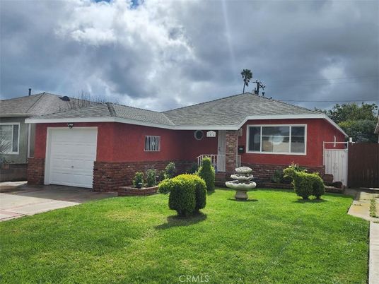 Attached, Exterior, Facade, Brick Facade, Ranch