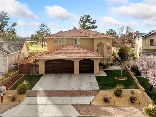 Attached, Exterior, Facade, Mediterranean