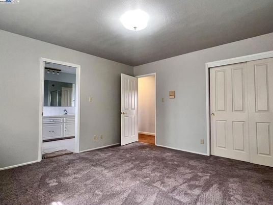 Bathroom, Empty room, Interior