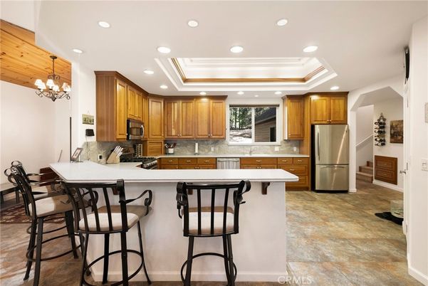Chandelier, Interior, Kitchen, Recessed Lighting, Stainless Steel Appliances