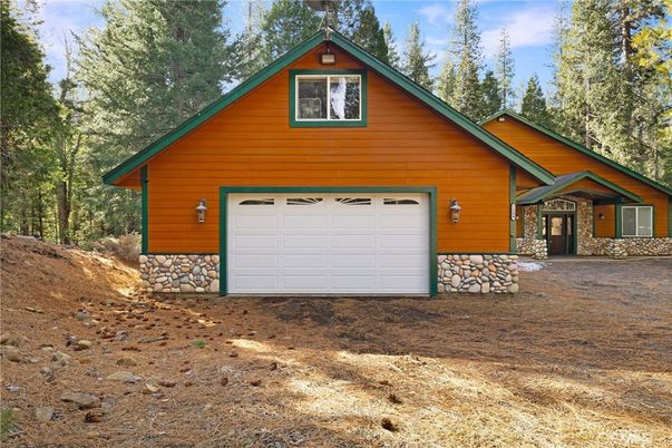 Attached, Exterior, Facade, Log Home