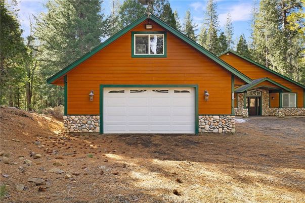 Attached, Exterior, Facade, Log Home