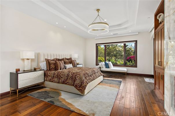 Bedroom, Interior, Pendant Lights, Recessed Lighting, Wood Texture Flooring