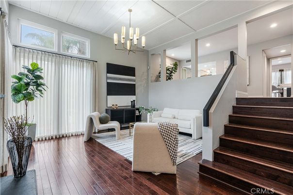 Chandelier, Interior, Living room, Recessed Lighting, Wood Texture Flooring