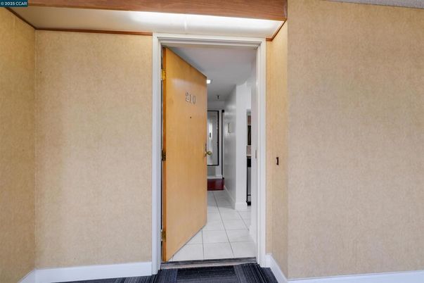 Elevator, Interior