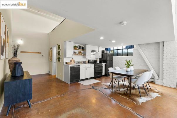 Dining room, Interior, Kitchen, Recessed Lighting, Stainless Steel Appliances