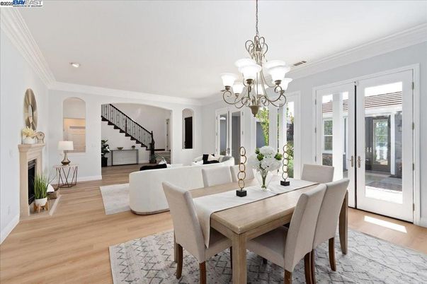 Chandelier, Dining room, Fireplace, Interior, Living room, Recessed Lighting, Wood Texture Flooring
