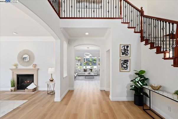 Fireplace, Interior, Recessed Lighting, Wood Texture Flooring