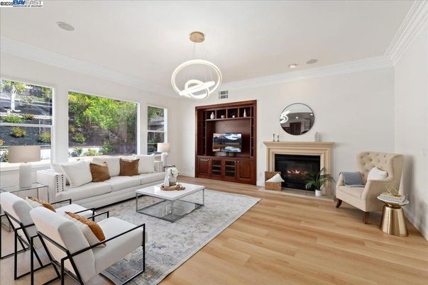 Fireplace, Interior, Living room, Pendant Lights, Recessed Lighting, Wood Texture Flooring