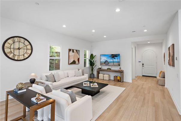 Interior, Living room, Recessed Lighting, Wood Texture Flooring