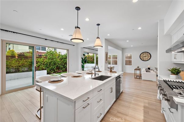 Interior, Kitchen, Living room, Pendant Lights, Recessed Lighting, Stainless Steel Appliances, Wood Texture Flooring