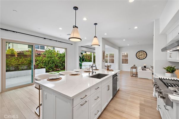 Interior, Kitchen, Living room, Pendant Lights, Recessed Lighting, Stainless Steel Appliances, Wood Texture Flooring