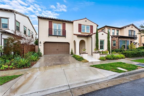 Attached, Exterior, Facade, Spanish Mediterranean