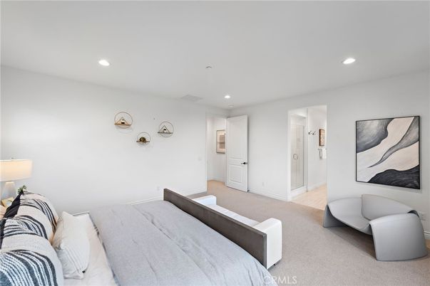 Bedroom, Interior, Recessed Lighting