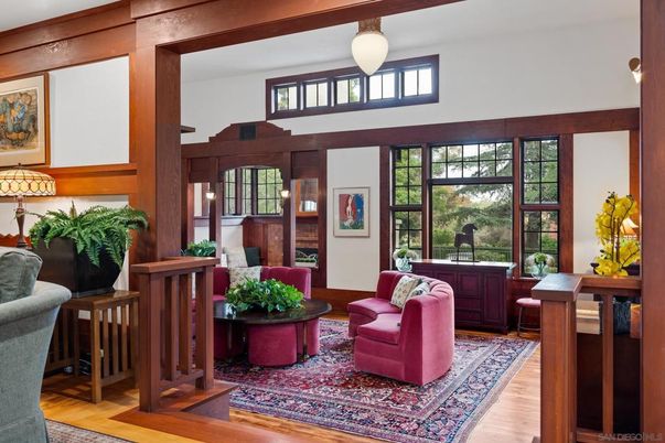 Interior, Pendant Lights, Wood Texture Flooring