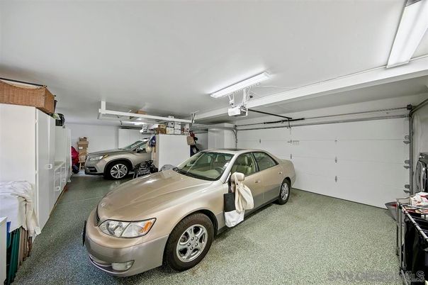 Garage, Interior