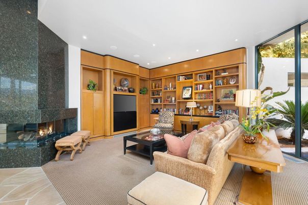 Fireplace, Interior, Living room, Recessed Lighting