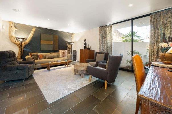 Dining room, Interior, Living room, Recessed Lighting