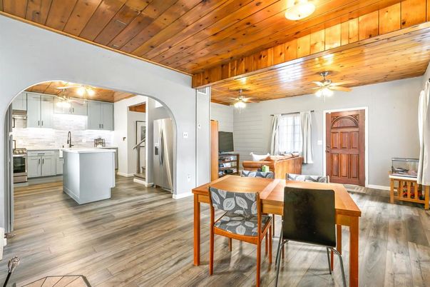 Dining room, Interior, Kitchen, Pendant Lights, Wooden Ceilings, Wood Texture Flooring