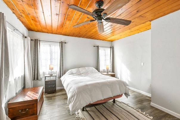 Bedroom, Interior, Wooden Ceilings, Wood Texture Flooring