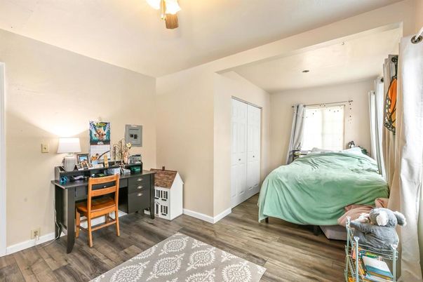 Bedroom, Home Office, Interior, Wood Texture Flooring