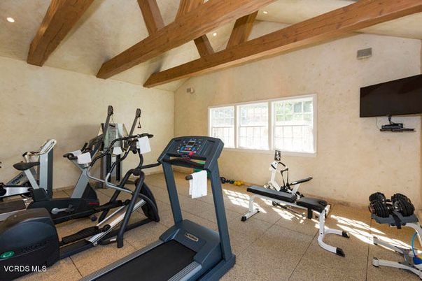 Fitness Equipment, Interior, Recessed Lighting, Wooden Beams