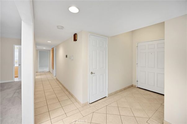 Interior, Recessed Lighting