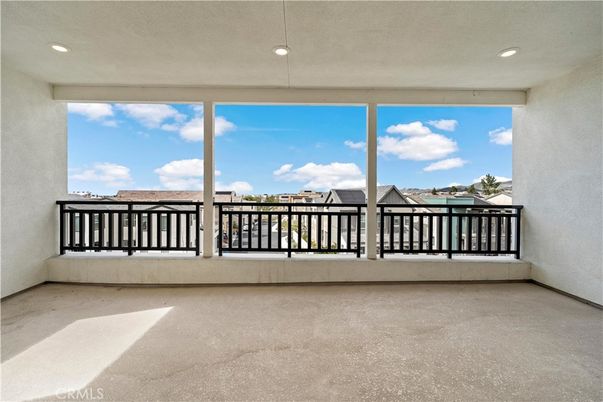 Exterior, Recessed Lighting