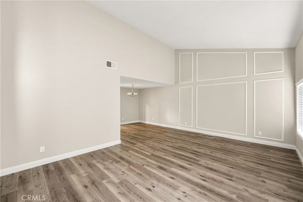 Chandelier, Empty room, Interior, Wood Texture Flooring
