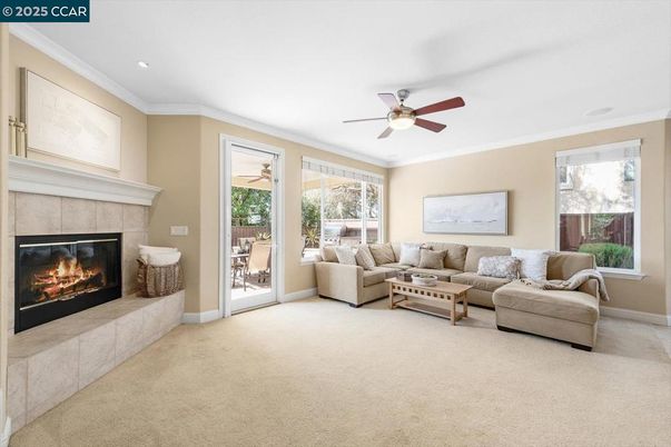Fireplace, Interior, Living room, Recessed Lighting