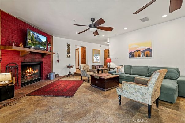 Fireplace, Interior, Living room, Recessed Lighting