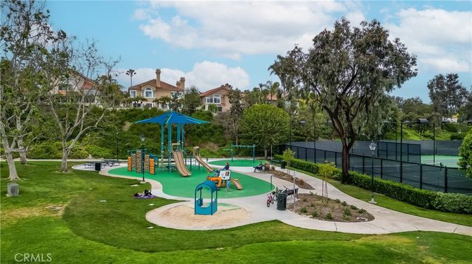 Backyard, Exterior, Playground
