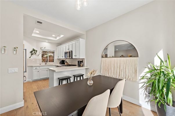 Dining room, Interior, Kitchen, Recessed Lighting, Wood Texture Flooring