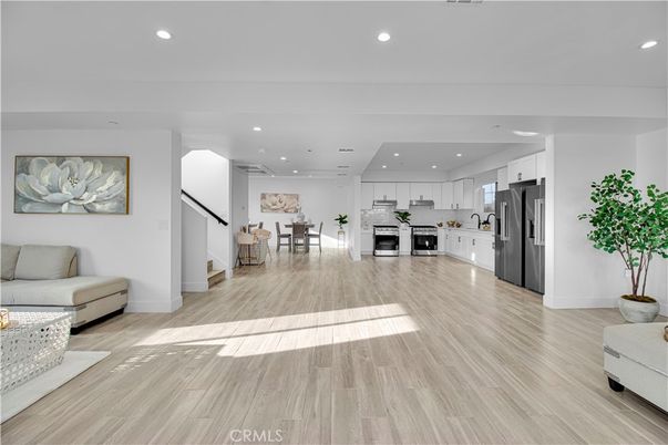 Dining room, Interior, Kitchen, Recessed Lighting, Stainless Steel Appliances, Wood Texture Flooring