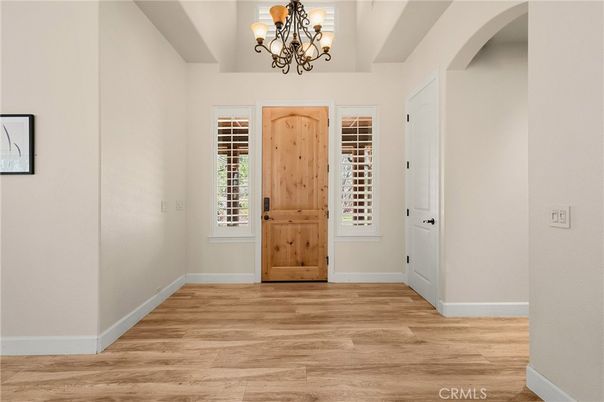 Chandelier, Interior, Wood Texture Flooring