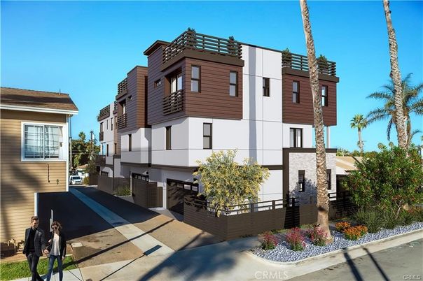 Exterior, Facade, Modern