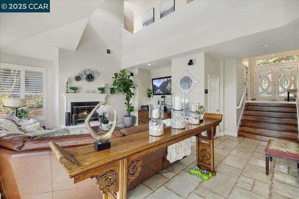 Fireplace, Interior, Living room, Recessed Lighting