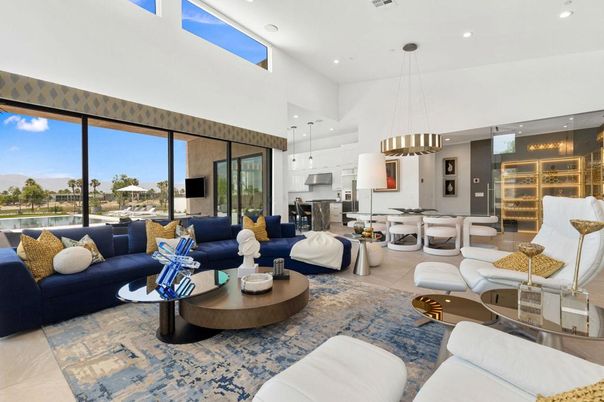 Dining room, Interior, Kitchen, Living room, Pendant Lights, Recessed Lighting, Stainless Steel Appliances